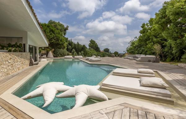 Villa contemporaine d'exception avec vue jusqu'a la mer!! '