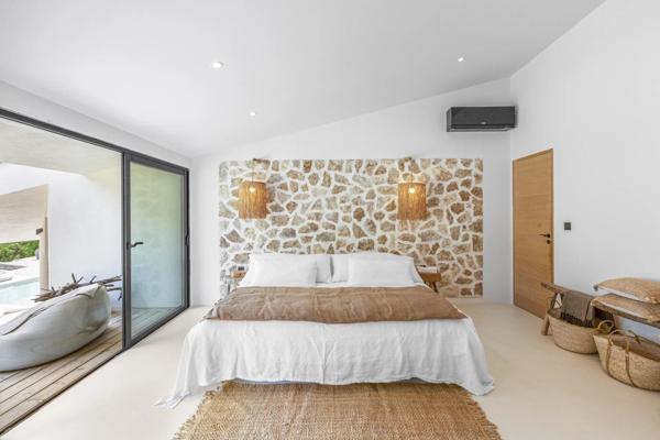 Villa contemporaine d'exception avec vue jusqu'a la mer!! '