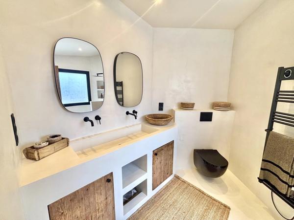 Villa contemporaine d'exception avec vue jusqu'a la mer!! '