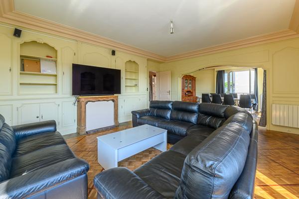 Maison 8 pièces 230 m2
