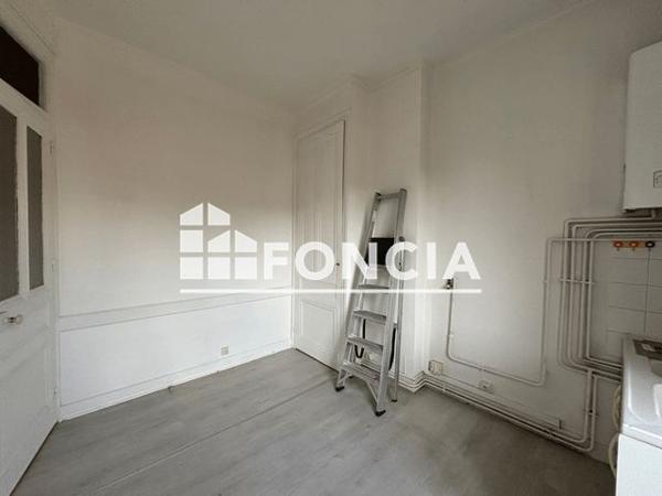 Location Studio 37.4 m² - 131 AVENUE FRANKLIN ROOSEVELT Bron 69500