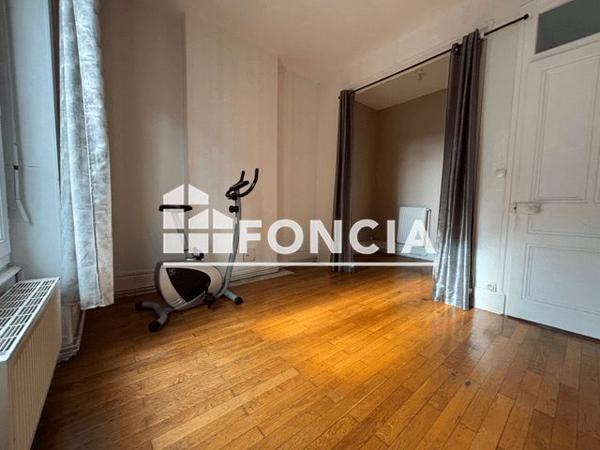 Location Studio 37.4 m² - 131 AVENUE FRANKLIN ROOSEVELT Bron 69500