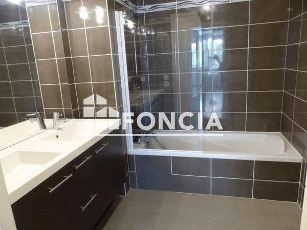 Location Appartement 3 pièces 60.1 m² - 7 RUE DE LA PAIX Annecy 74000