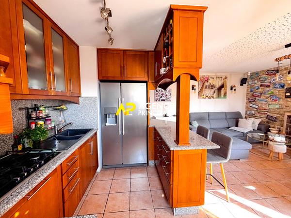 Sartrouville - Appartement 3 pièces 64 m² avec terrasse et box 249 900 € ** - Référence 9554