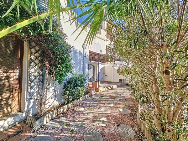 Aigues-Mortes (30220), maison en Marina 03 chambres avec garage