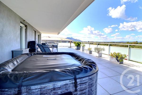 Appartement T5 à vendre  5 pièces - 105,06 m2 PUGET SUR ARGENS - 83