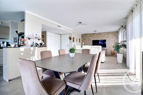Appartement T5 à vendre  5 pièces - 105,06 m2 PUGET SUR ARGENS - 83