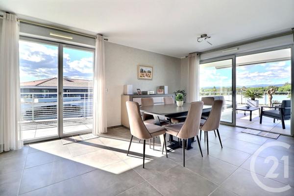 Appartement T5 à vendre  5 pièces - 105,06 m2 PUGET SUR ARGENS - 83