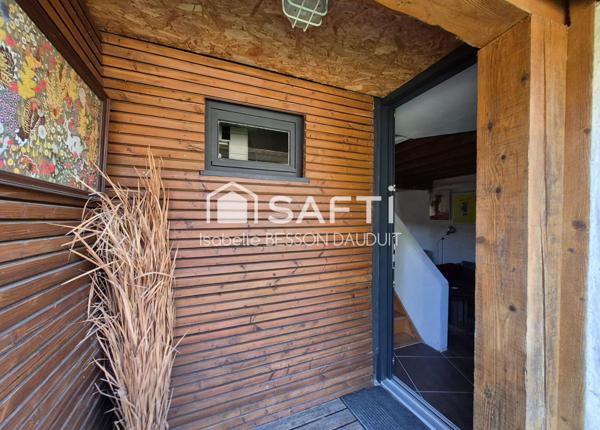 MAISON DE HAMEAU EN PIERRE ET BOIS