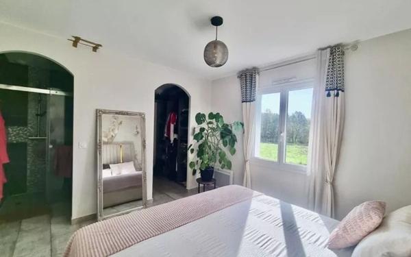 Maison à vendre    4 pièces •  Montbartier