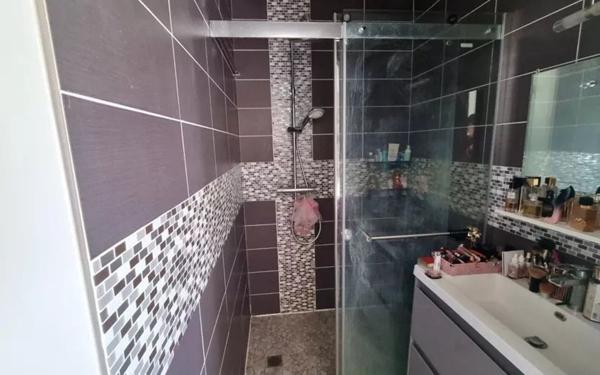 Maison à vendre    4 pièces •  Montbartier