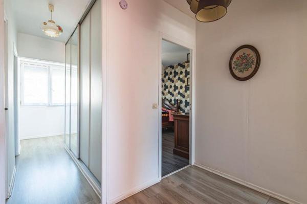 Maison type 5 avec terrasse et jardin