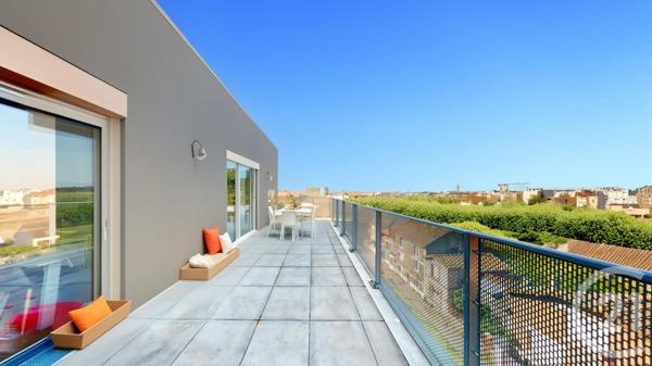 Appartement F3 à vendre  3 pièces - 63 m2 LA COURNEUVE - 93