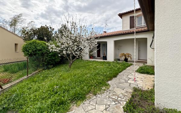 Maison à louer    5 pièces • 126,99 m2 Toulouse