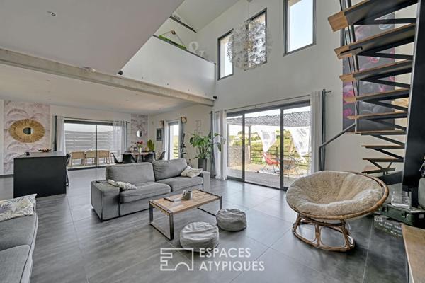 Une villa en face à face avec la nature, à Juvignac