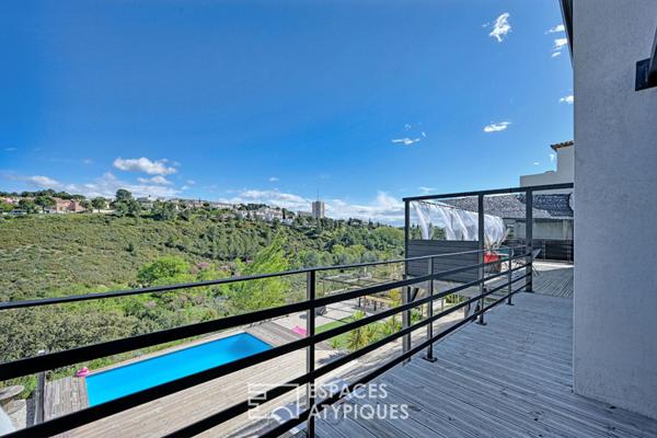 Une villa en face à face avec la nature, à Juvignac