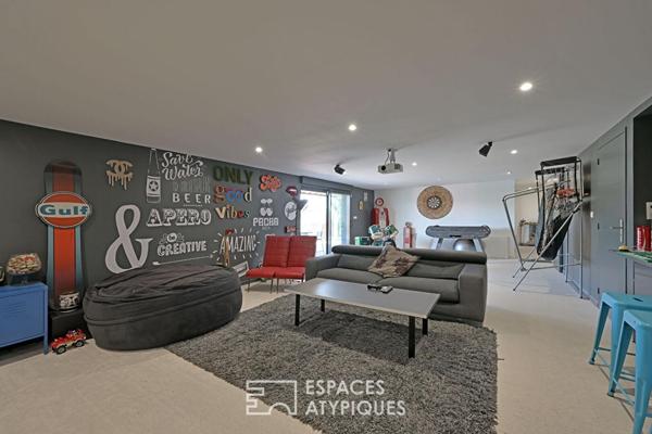 Une villa en face à face avec la nature, à Juvignac