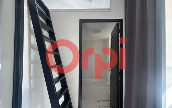 Appartement à louer    1 pièce •  Péronne