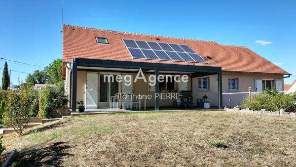 Maison à DOMERAT, 03410 - 8 pièces 160m²