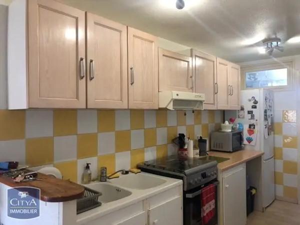 Appartement à louer 4 pièces 75.34m² Pérignat-lès-Sarliève (63170)