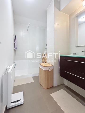 Appartement T2 de 42 m² avec terrasse entièrement refait en 2026