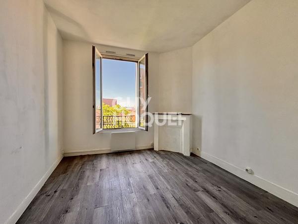 PORTE DE CLIGNANCOURT - 2 PIÈCES - 26,02 M²