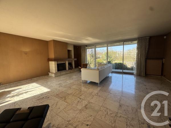 Maison à vendre  9 pièces - 171,58 m2 ST MAUR DES FOSSES - 94