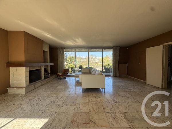 Maison à vendre  9 pièces - 171,58 m2 ST MAUR DES FOSSES - 94