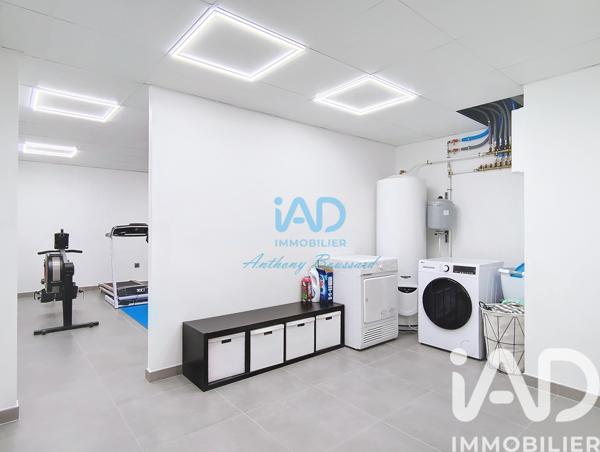 Maison à vendre 8 pièces 240 m² Bernay-Vilbert