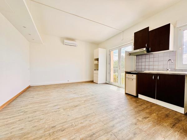 Éguilles (13510) EXCLUSIVITÉ – Charmant T2 traversant à Eguilles, dans une petite copropriété