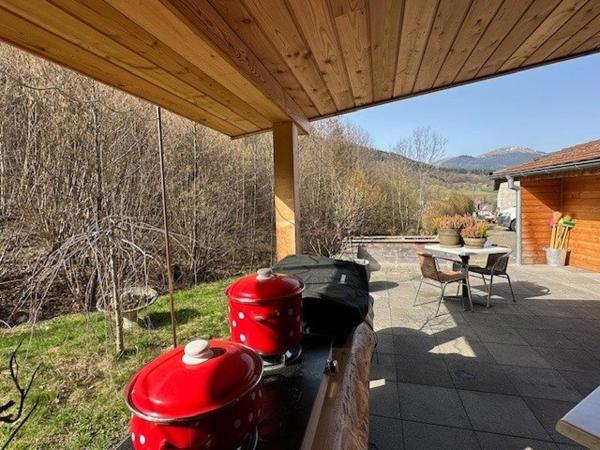 Maison + Appartement individuelle +Terrain constructible
