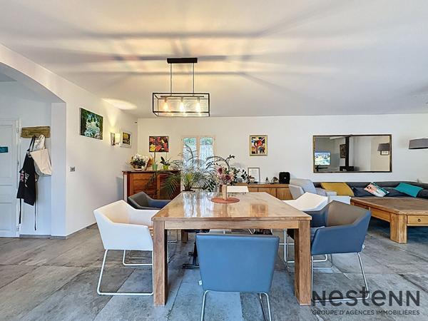 Villa plain pied T5 150 m2 avec piscine + studio et double garage Pourrières