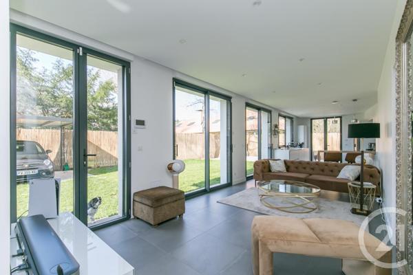 Maison à vendre  5 pièces - 110,19 m2 ST MAUR DES FOSSES - 94