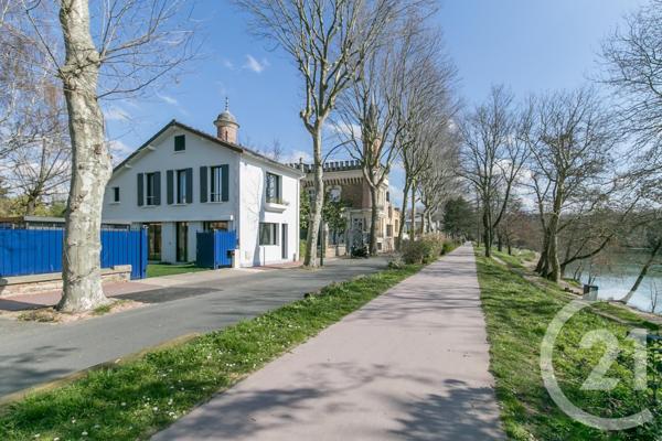 Maison à vendre  5 pièces - 110,19 m2 ST MAUR DES FOSSES - 94