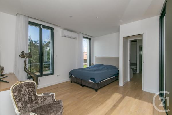 Maison à vendre  5 pièces - 110,19 m2 ST MAUR DES FOSSES - 94