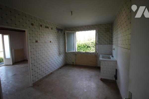 CHARVIEUX-CHAVAGNEUX -  IMMEUBLE A USAGE MIXTE D'HABITATION ET D'ATELIER