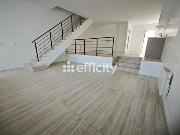 Maison
         5 pièces
        - 105 m² Exclusivité 397 500 € *