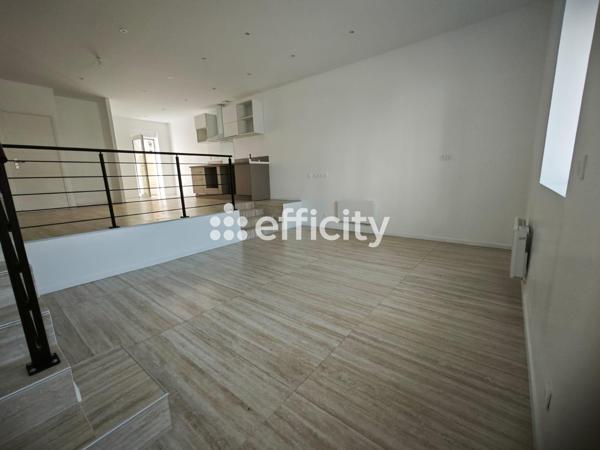 Maison
         5 pièces
        - 105 m² Exclusivité 397 500 € *