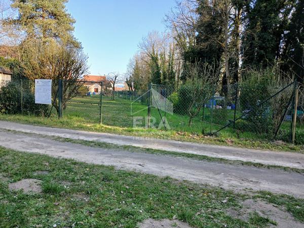 Terrain Cerny 356m²