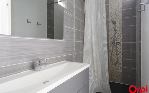 Appartement à louer    1 pièce •  Villeurbanne