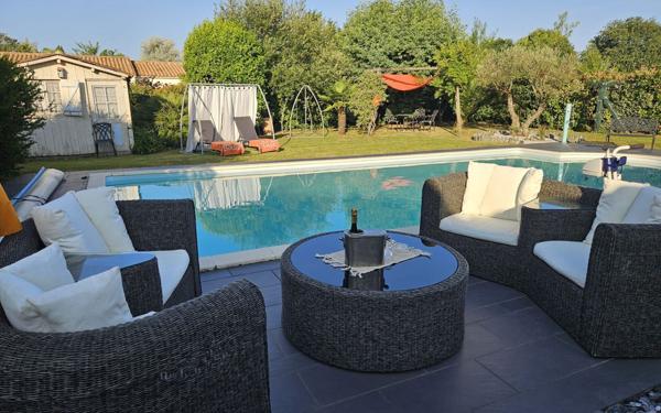 Maison à vendre    5 pièces •  Le Château-d'Oléron