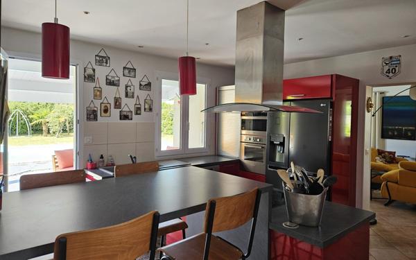 Maison à vendre    5 pièces •  Le Château-d'Oléron