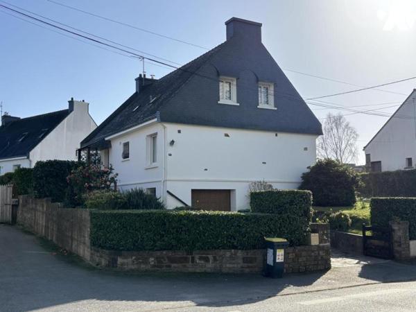 LORIENT - LE TER -  Maison de 150m² sur sous-sol complet  sur terrain de 426 m²