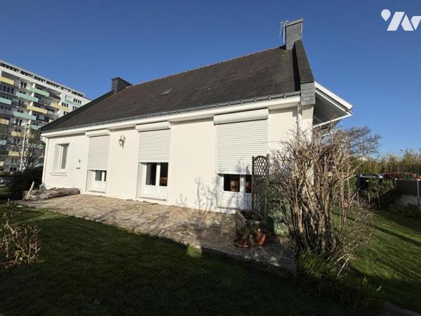 LORIENT - LE TER -  Maison de 150m² sur sous-sol complet  sur terrain de 426 m²