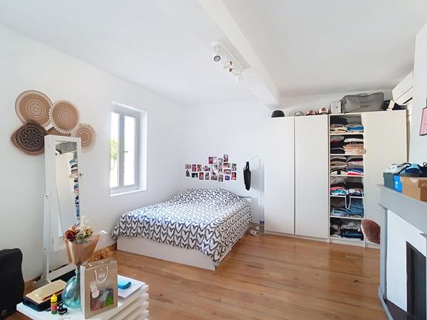 A VENDRE - Maison de village - 4 Chambres - 140 m2 - RIEUMES (31370)