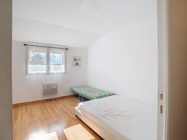 A VENDRE - Maison de village - 4 Chambres - 140 m2 - RIEUMES (31370)