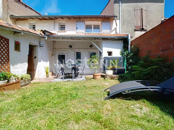 A VENDRE - Maison de village - 4 Chambres - 140 m2 - RIEUMES (31370)