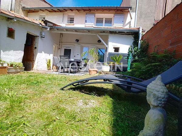 A VENDRE - Maison de village - 4 Chambres - 140 m2 - RIEUMES (31370)