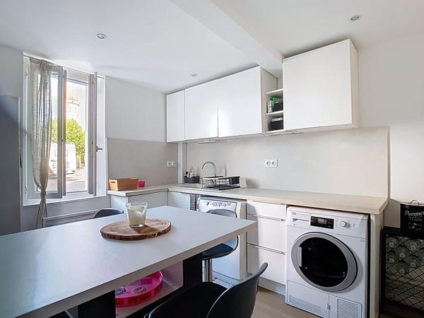 A VENDRE - Maison de village - 4 Chambres - 140 m2 - RIEUMES (31370)