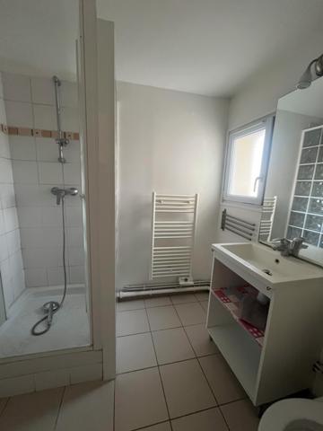 Bel appartement type F3 d'une superficie de 46,01m² avec terrasse privative